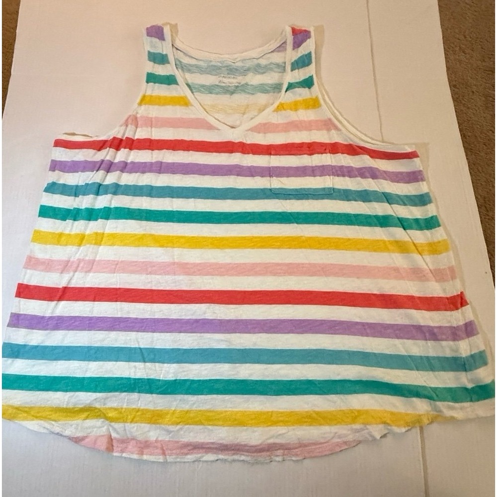 Torrid rainbow tank size 4